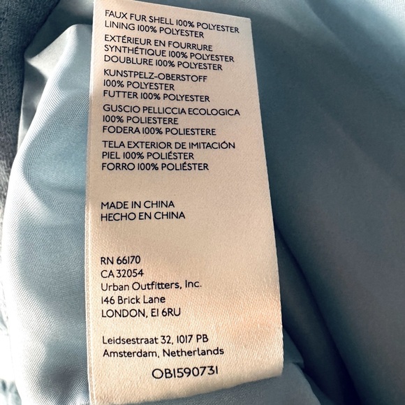 Glam Anthropologie-Faux Fur Jacket in a beautiful blue.Size M but is oversized. - Picture 12 of 12